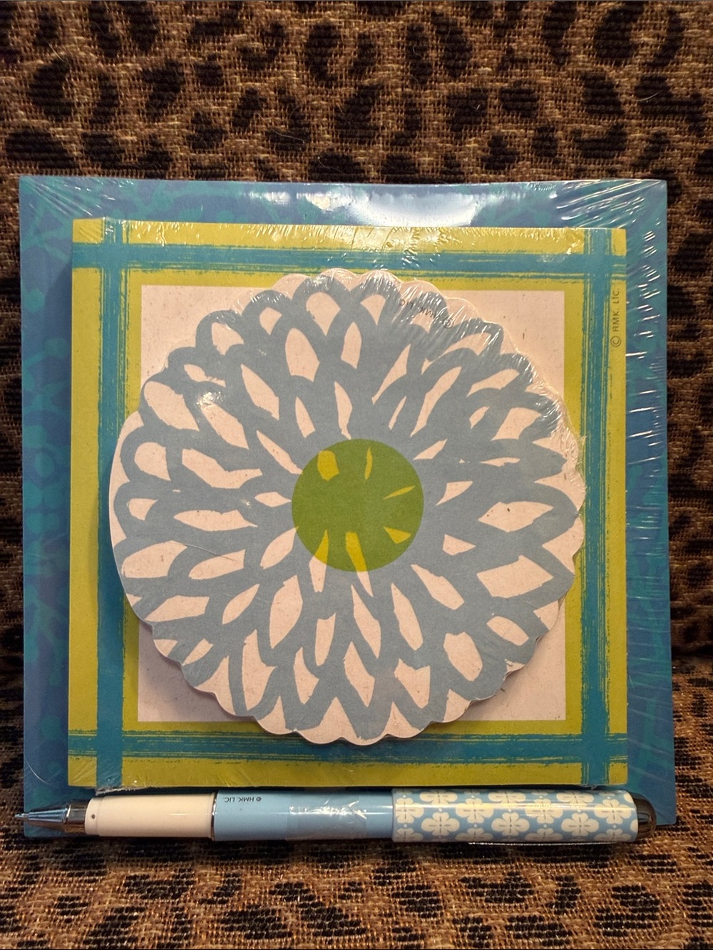 BRAND NEW Hallmark Blue, Green & Yellow Floral Party Note Set with Pen. Set of 4